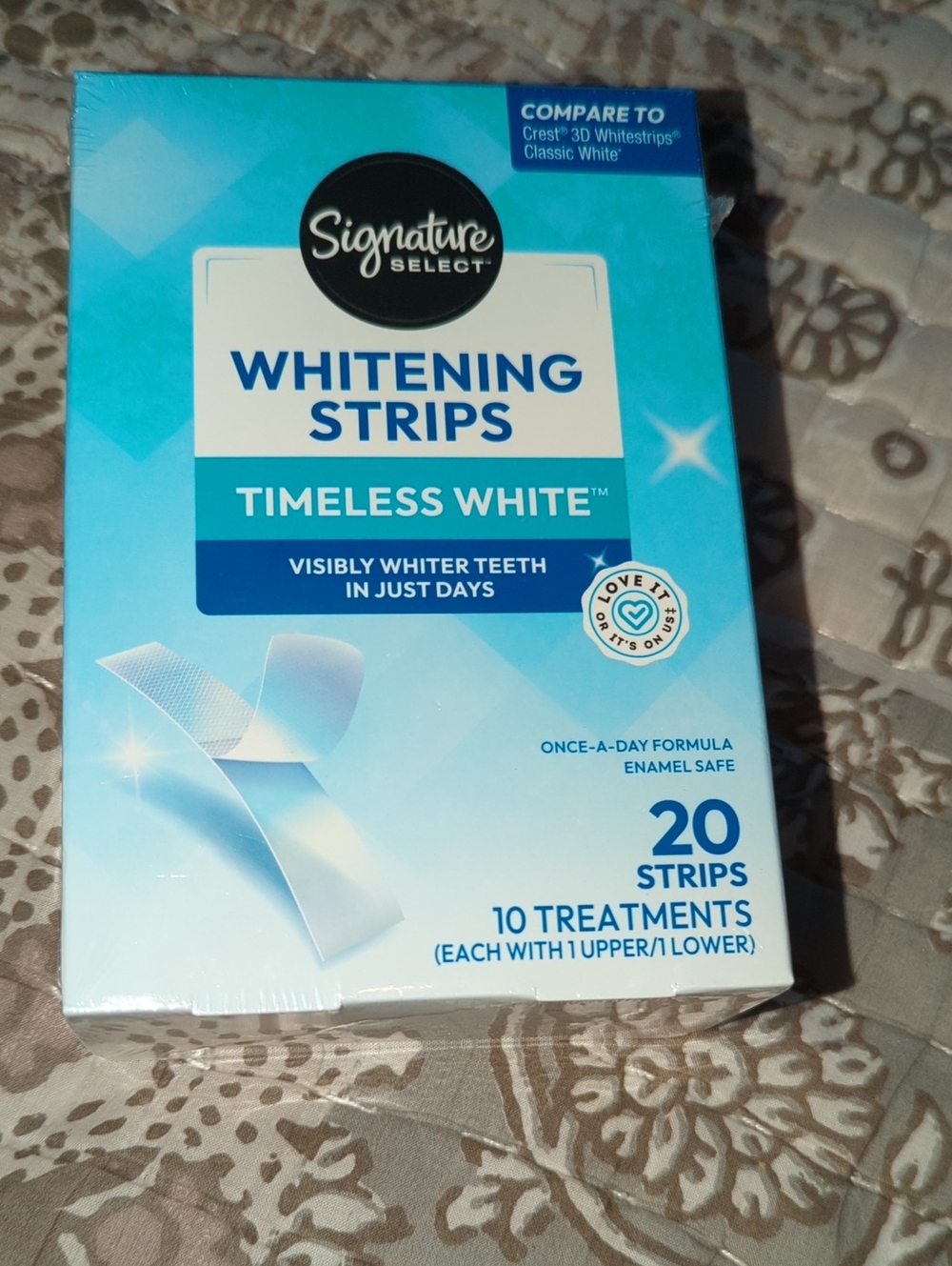 Signature Timeless White Whitening Strips - Light Blue